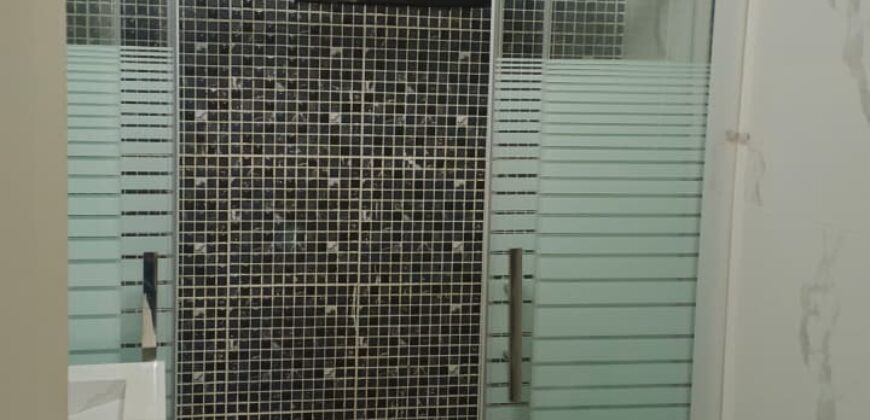For Sale: Apartment in Ras El Nabeh