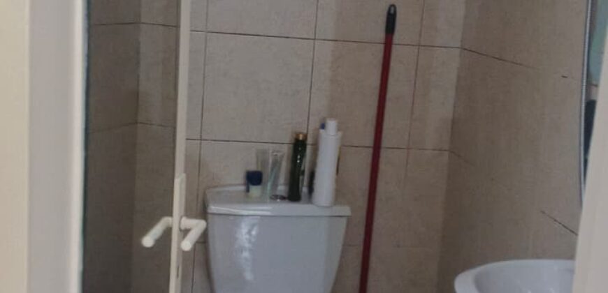 For Sale: Apartment in Ras El Nabeh