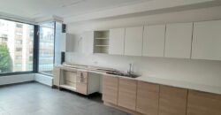 For Rent: Apartment in Ain El Mreisseh