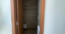 For Rent: Apartment in Ain El Mreisseh