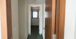 For Rent: Apartment in Ain El Mreisseh