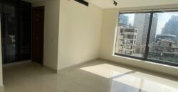 For Sale: Apartment in Ain El Mreisseh