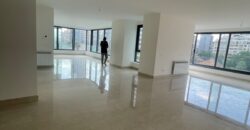 For Sale: Apartment in Ain El Mreisseh