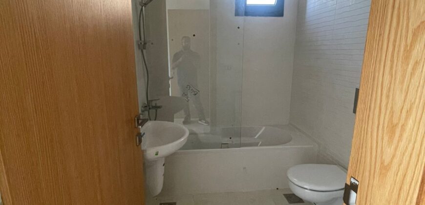 For Rent: Apartment in Hamra