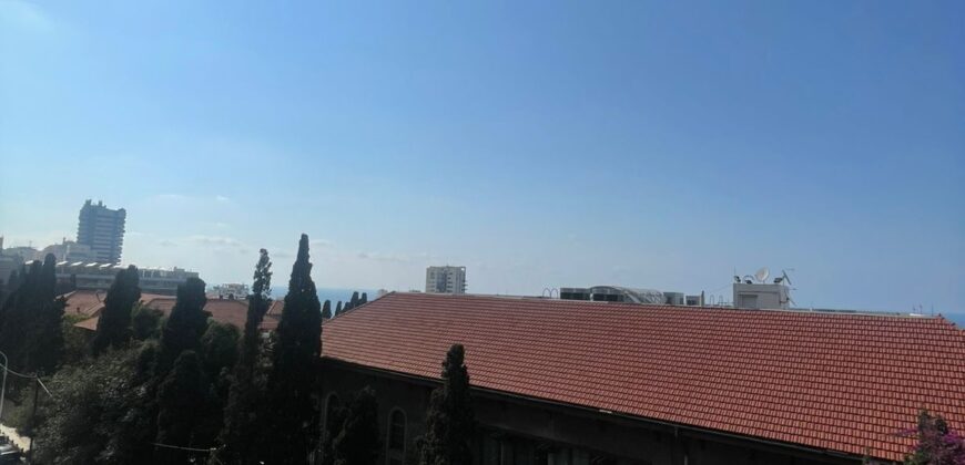 For Rent: Apartment in Hamra