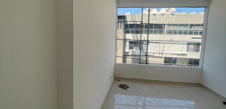For Sale: Apartment in Zarif