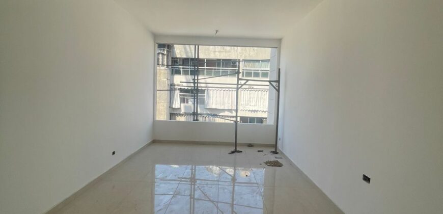 For Sale: Apartment in Zarif
