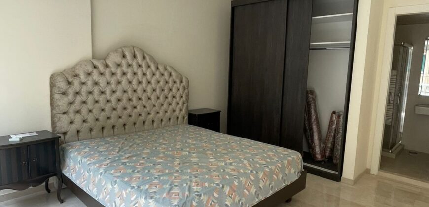 For Rent: Apartment in Ras El Nabeh