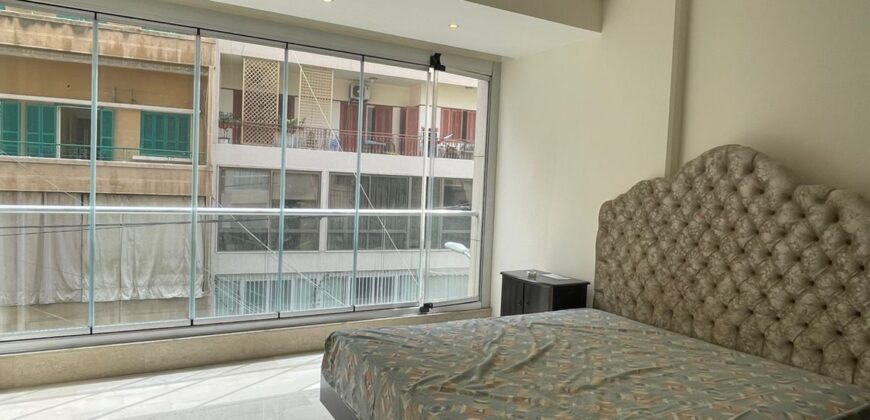 For Rent: Apartment in Ras El Nabeh