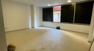 For Sale: Apartment in Mazraa