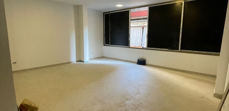 For Sale: Apartment in Mazraa
