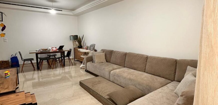 For Sale: Apartment in Ras El Nabeh
