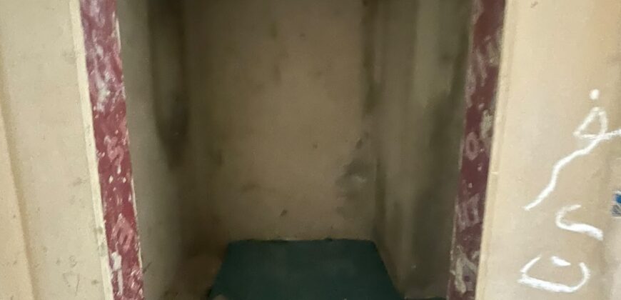 For Sale: Apartment in Hamra