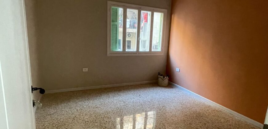 For Rent: Apartment in Gemmayzeh