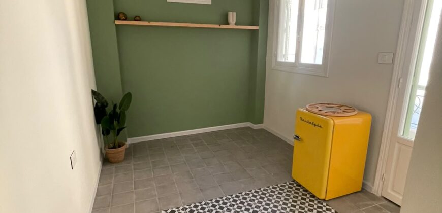 For Rent: Apartment in Gemmayzeh
