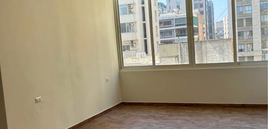 For Sale: Apartment in Tallet El Khayat
