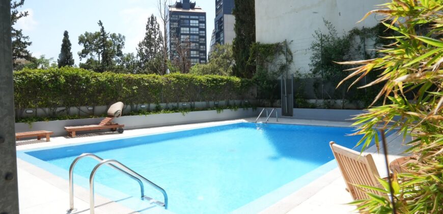 For Rent: Apartment in Achrafieh