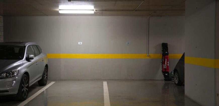 For Rent: Apartment in Achrafieh