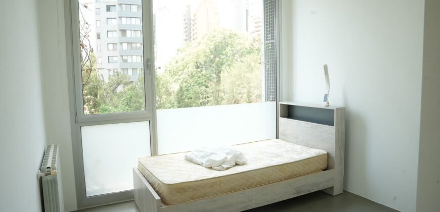 For Rent: Apartment in Achrafieh