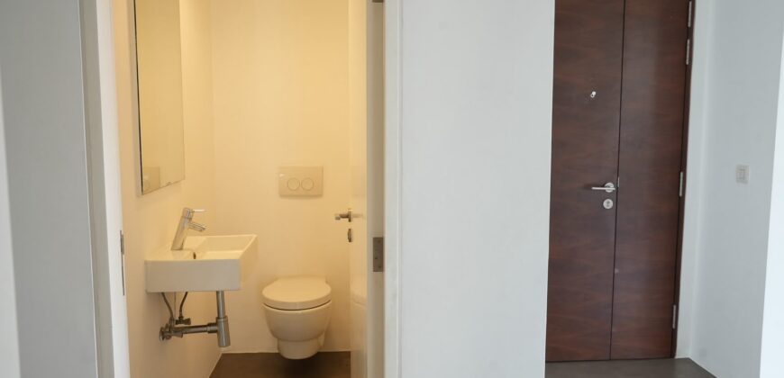 For Rent: Apartment in Achrafieh