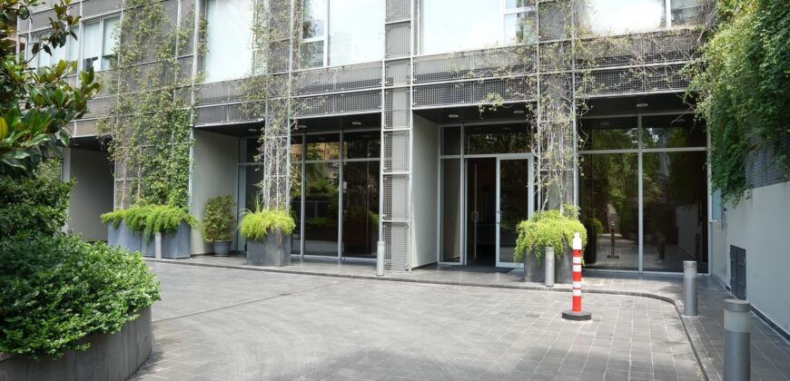 For Rent: Apartment in Achrafieh