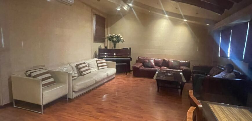 For Rent: Apartment in Hamra
