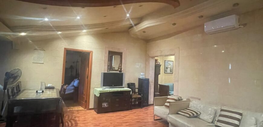 For Rent: Apartment in Hamra