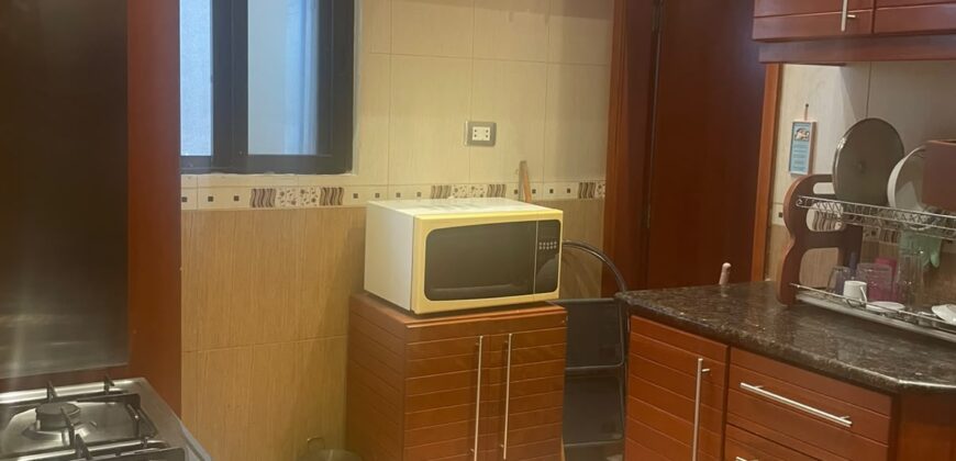 For Rent: Apartment in Hamra