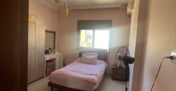 For Sale: Apartment in Furn El Chebbak