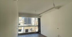For Sale: Apartment in Achrafieh