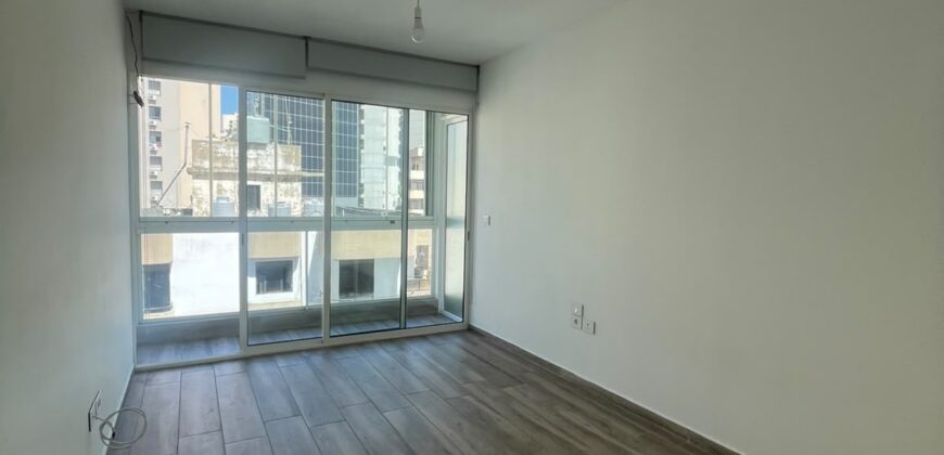 For Sale: Apartment in Achrafieh