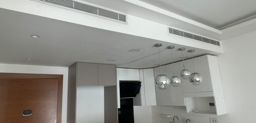 For Sale: Apartment in Achrafieh
