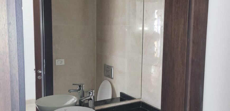 For Rent: Apartment in Hamra