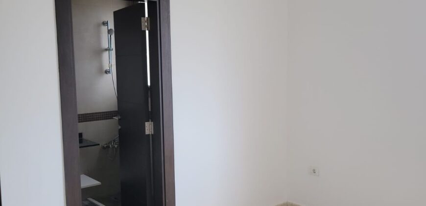 For Rent: Apartment in Hamra