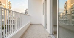 For Sale: Apartment in Furn El Chebbak