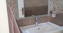For Sale: Apartment in Furn El Chebbak
