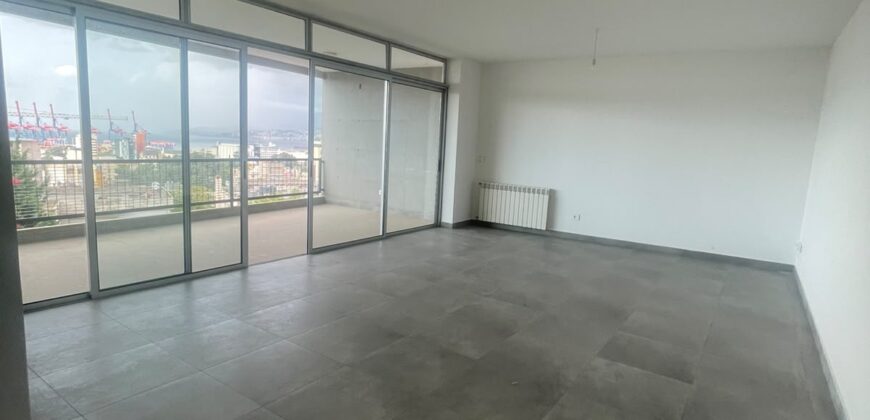 For Sale: Apartment in Rmeil
