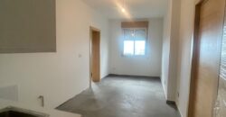 For Sale: Apartment in Rmeil