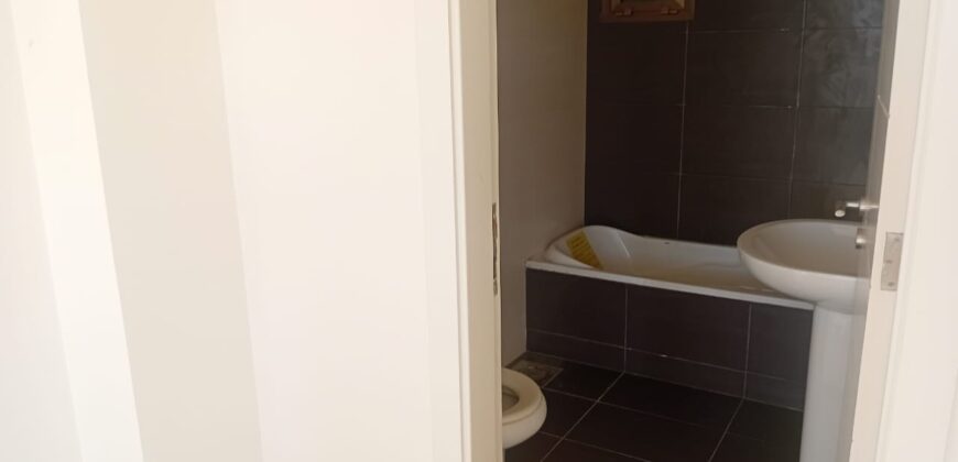 For Sale: Apartment in Antelias