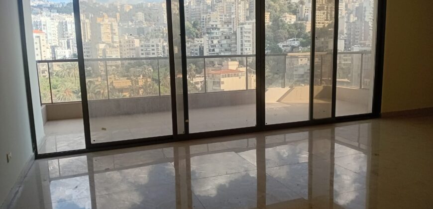For Sale: Apartment in Antelias