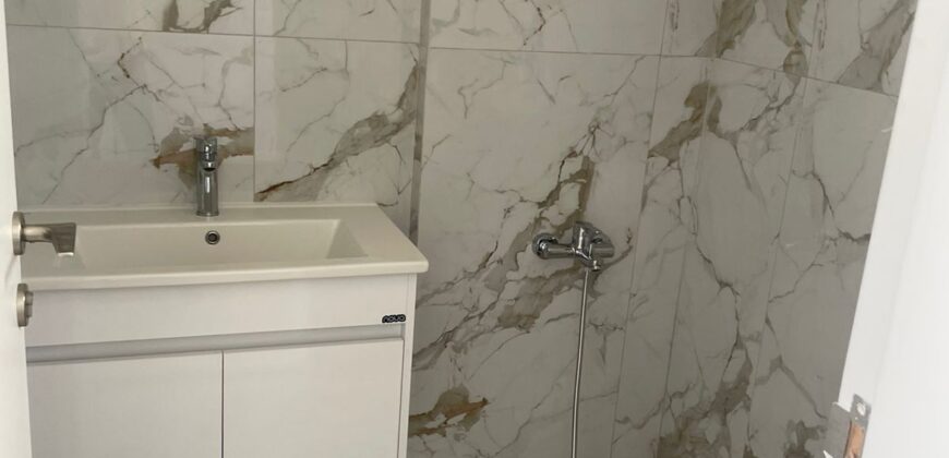 For Sale: Apartment in Karakas