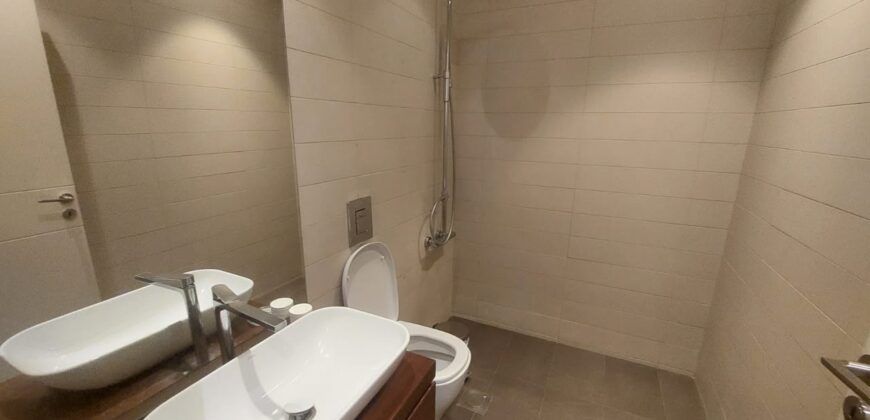 For Sale: Apartment in Achrafieh