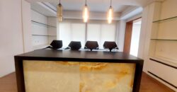 For Sale: Apartment in Achrafieh