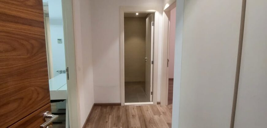 For Sale: Apartment in Achrafieh