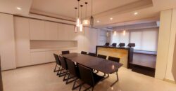 For Sale: Apartment in Achrafieh