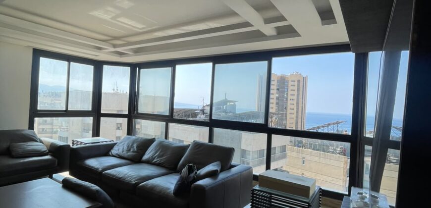 For Sale: Apartment in Ain El Tineh