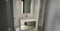 For Sale: Apartment in Ain El Tineh