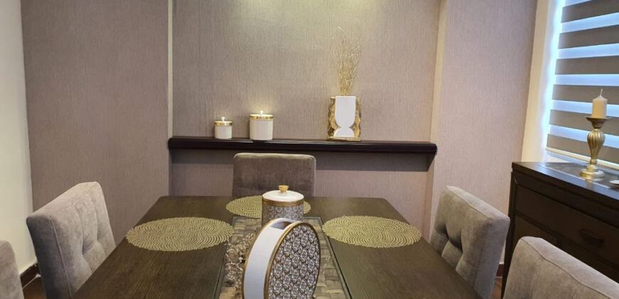 For Sale: Apartment in Achrafieh