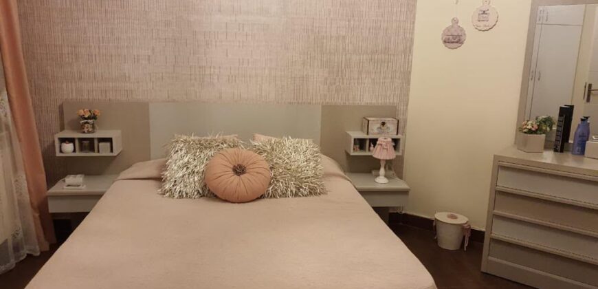 For Sale: Apartment in Achrafieh