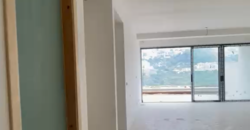 For Sale: Apartment in Hazmieh